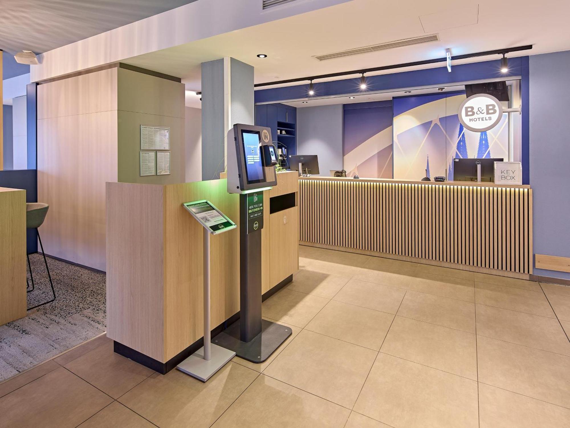 B&B Hotel Koeln-Messe Bagian luar foto